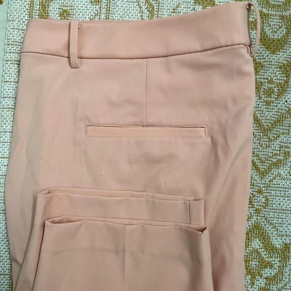 A New Day Plus Size Pleated Crop Trousers - Picture 4 of 4